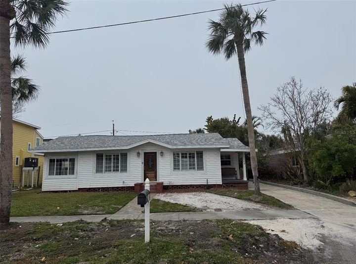 944 Bruce Ave, Clearwater Beach