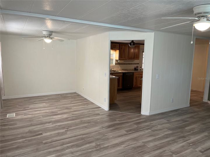 131 Pinewood Ter #8 photo 12
