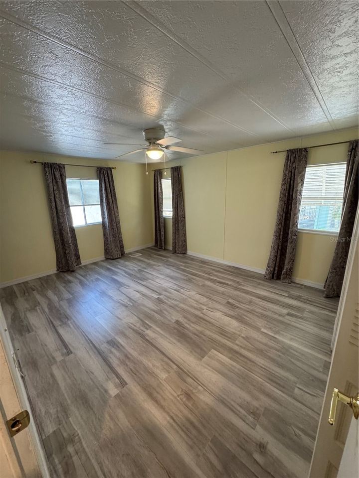 131 Pinewood Ter #8 photo 27
