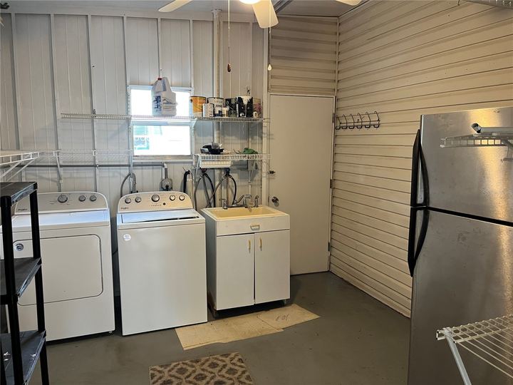 131 Pinewood Ter #8 photo 35