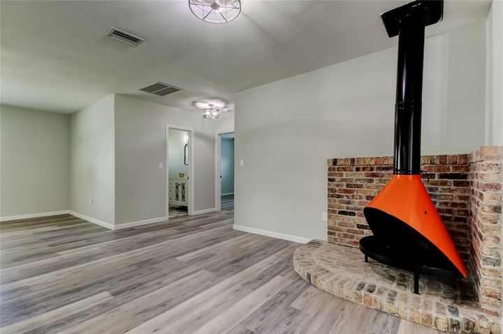 1587 Lotus Path photo 17