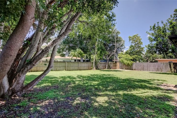 1587 Lotus Path photo 34