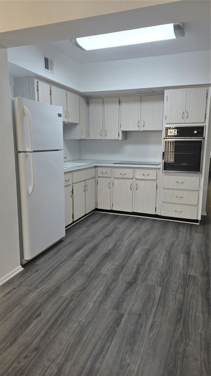 2429 Ecuadorian Way #63 photo 6