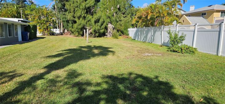 Tennessee Ave photo 15