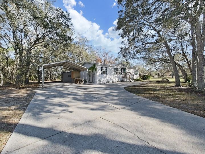 13255 Treaty Rd photo 16