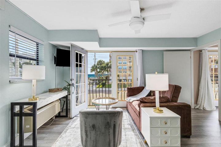 16333 Gulf Blvd #215 photo 7