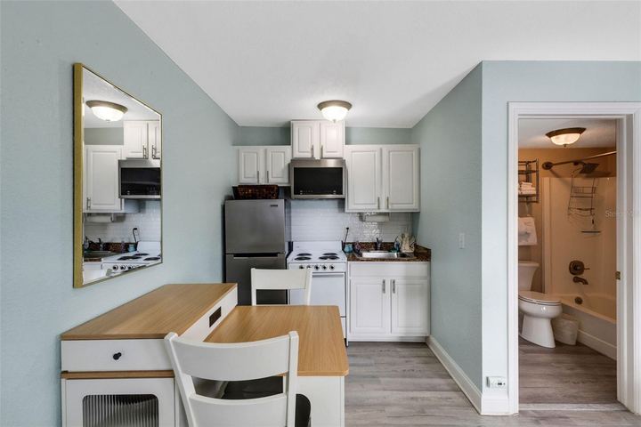 16333 Gulf Blvd #215 photo 13
