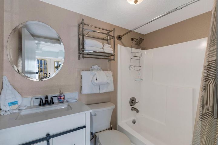 16333 Gulf Blvd #215 photo 17