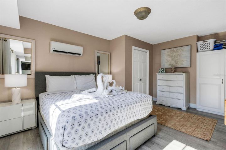 16333 Gulf Blvd #215 photo 18
