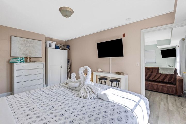 16333 Gulf Blvd #215 photo 19