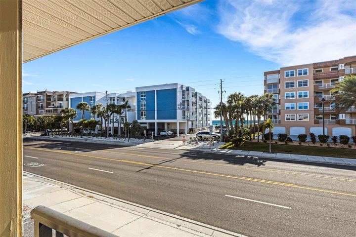 16333 Gulf Blvd #215 photo 31