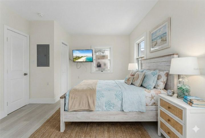 483 E Shore Dr #E2 photo 5