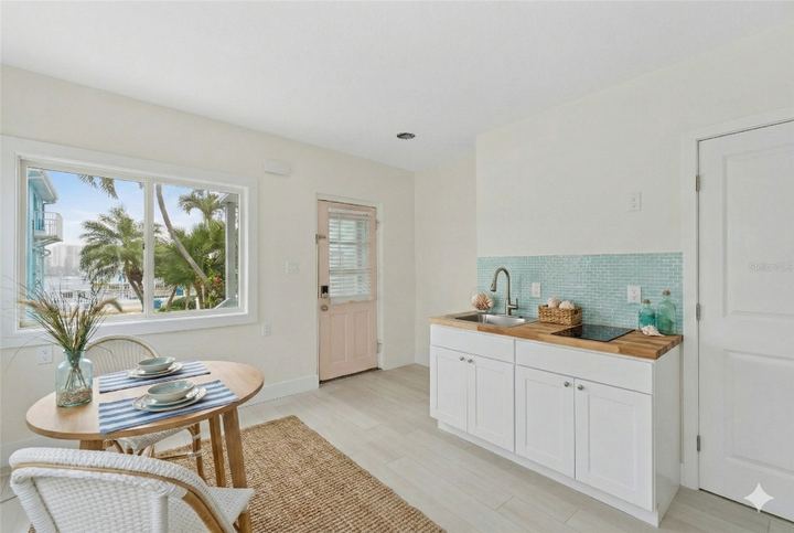 483 E Shore Dr #E2 photo 6