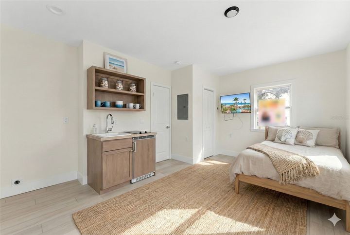 483 E Shore Dr #E2 photo 8