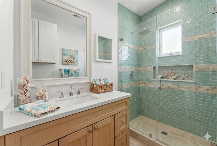 483 E Shore Dr #E2 photo 10