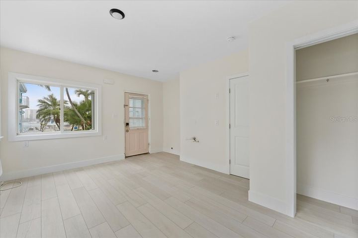 483 E Shore Dr #E2 photo 14