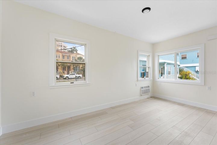 483 E Shore Dr #E2 photo 17