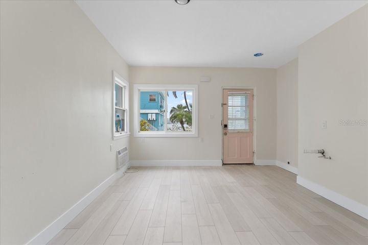 483 E Shore Dr #E2 photo 21