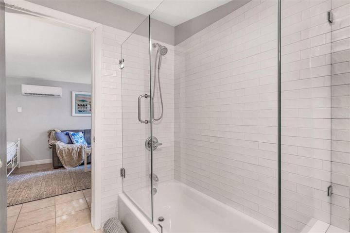 18 Heilwood St photo 12