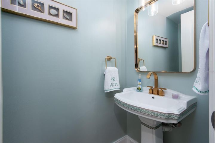 15 Turner St #4 photo 13