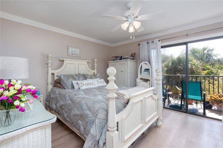 15 Turner St #4 photo 14