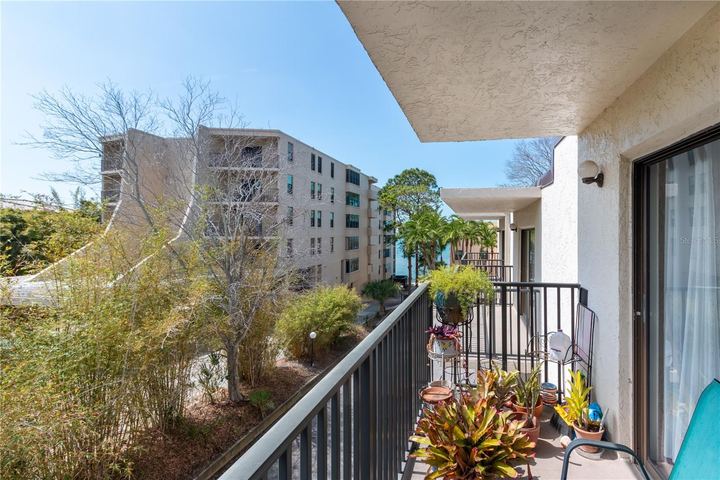 15 Turner St #4 photo 19