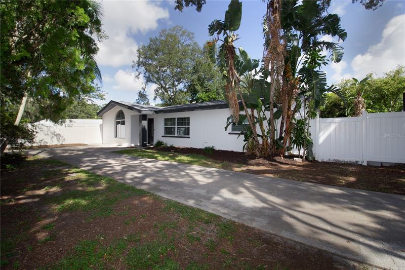 2720 State Road 590 photo 1