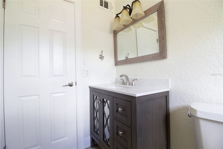 2720 State Road 590 photo 22