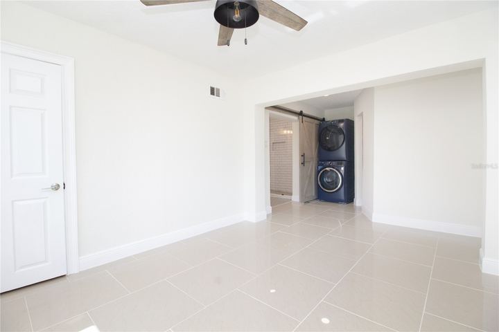 2720 State Road 590 photo 32