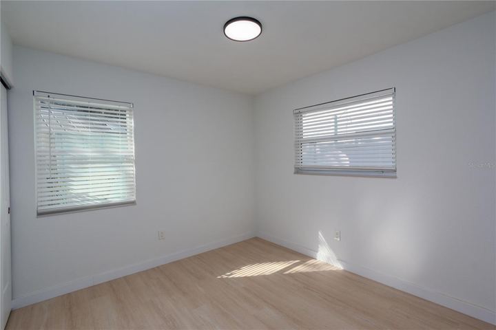 750 Bay Esplanade photo 15