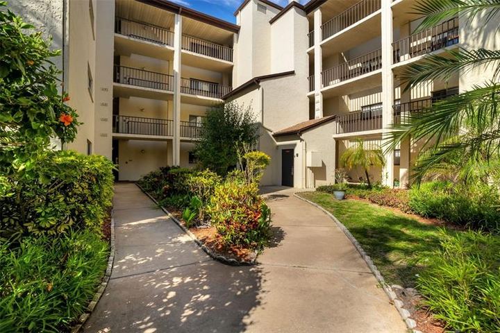 700 Starkey Rd #1122, Largo