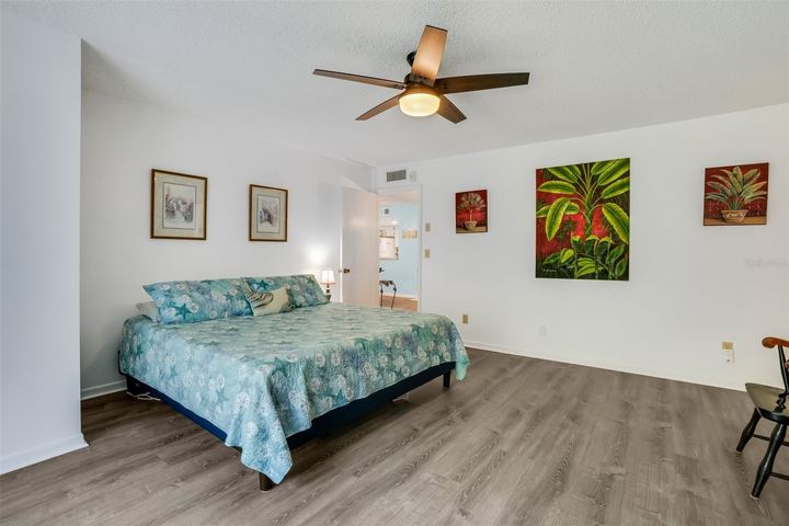 700 Starkey Rd #1122 photo 22