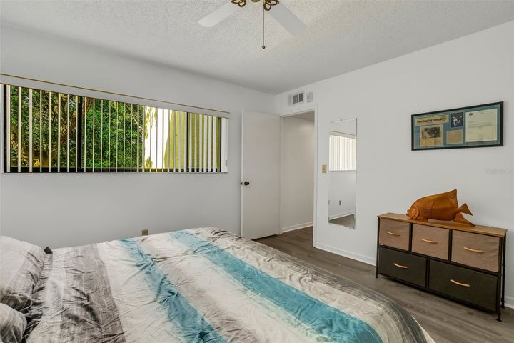 700 Starkey Rd #1122 photo 42