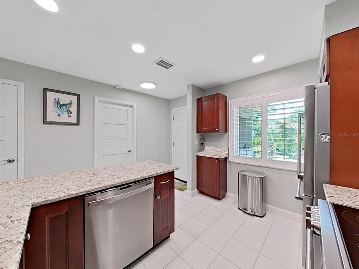 1802 Mariner Dr #30 photo 22