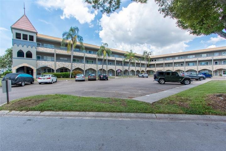 2462 Brazilia Dr #38, Clearwater